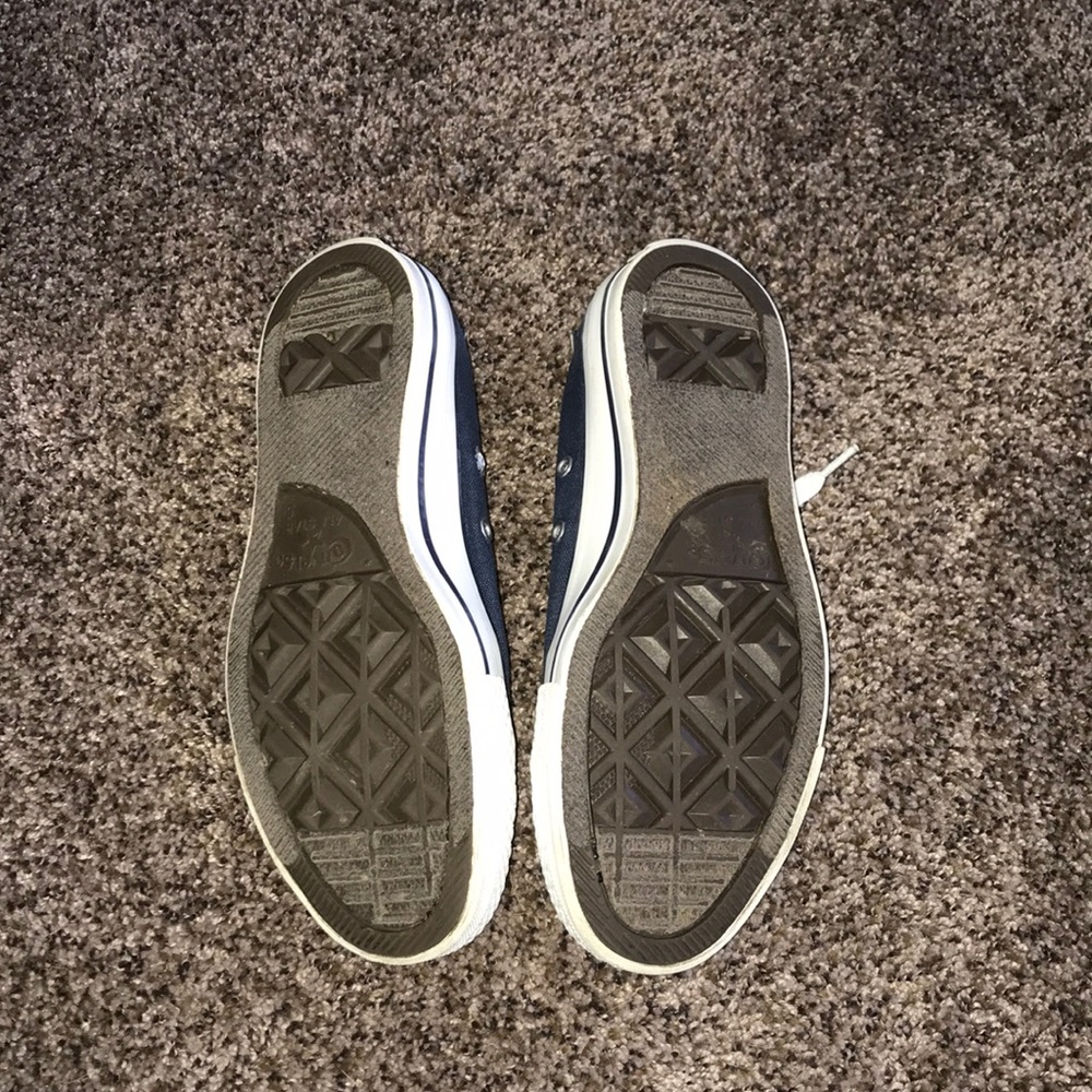 Converse - Picture 3 of 5